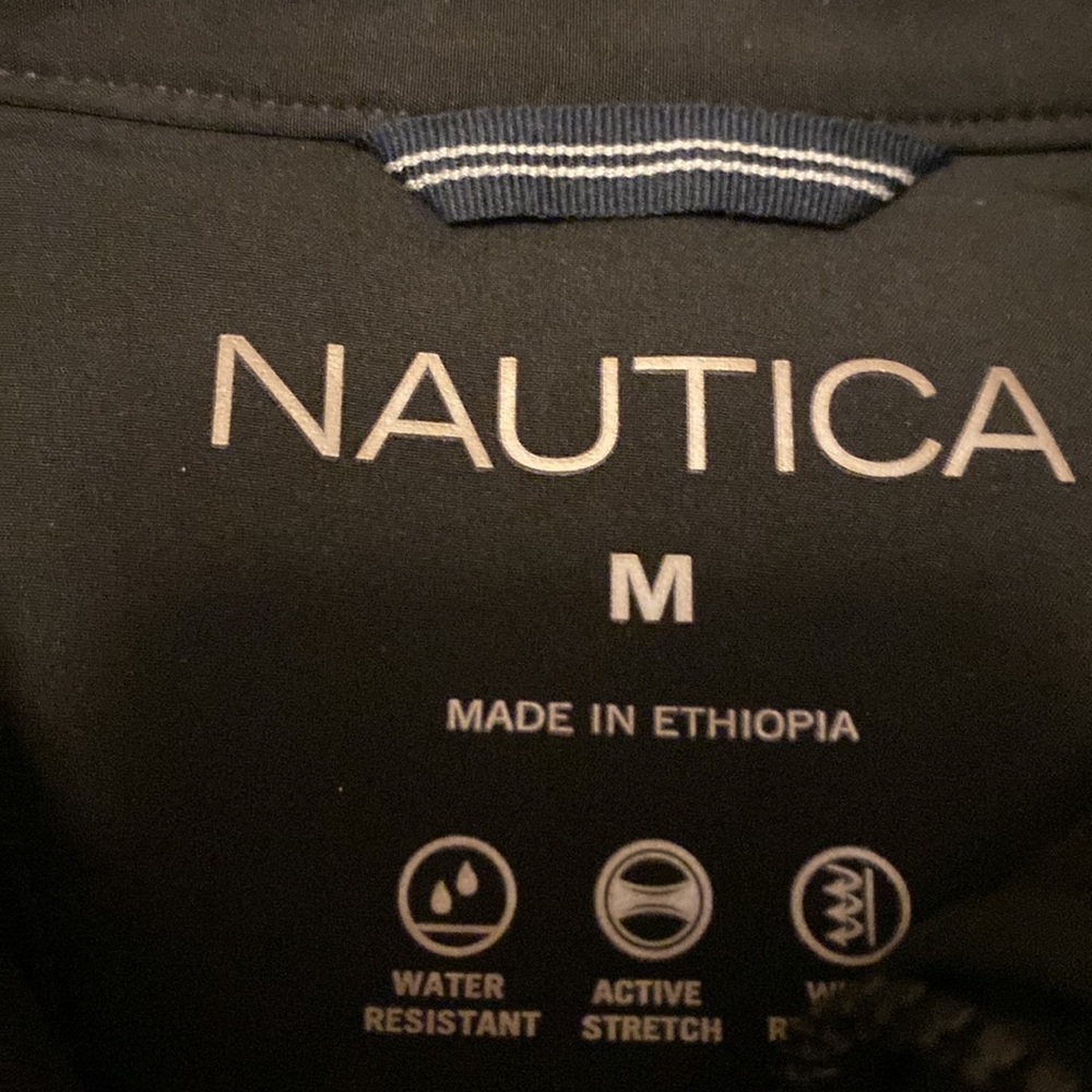 Mens Nautica Jacket gently used - Picture 4 of 4